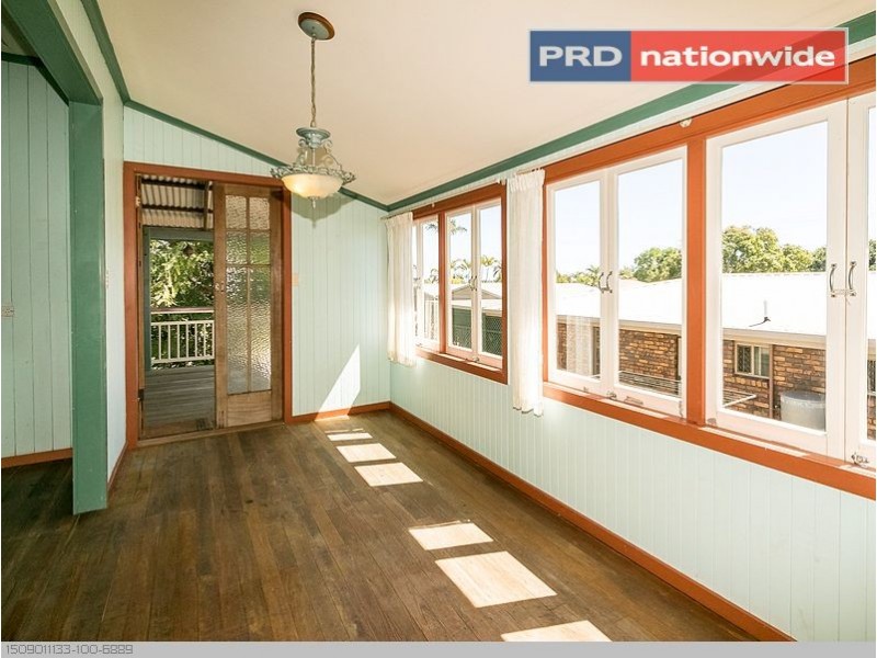 99 Long St, Point Vernon QLD 4655