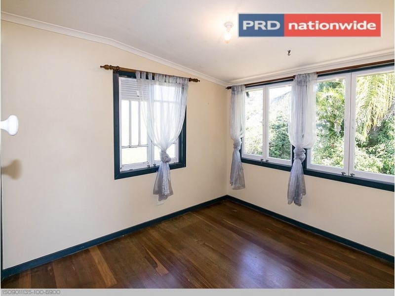 99 Long St, Point Vernon QLD 4655