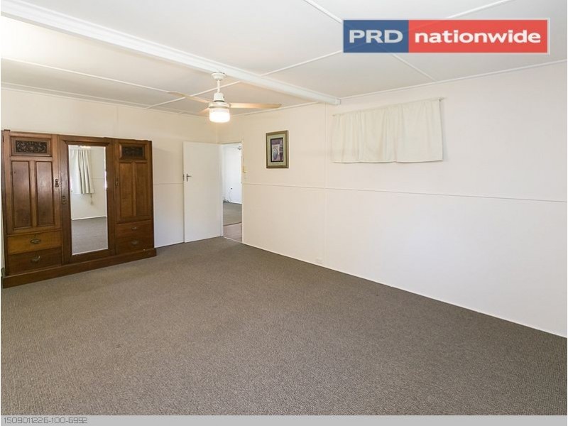 19 Ocean Street, Torquay QLD 4655