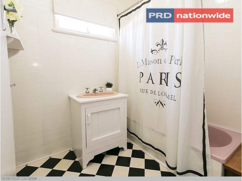 19 Ocean Street, Torquay QLD 4655