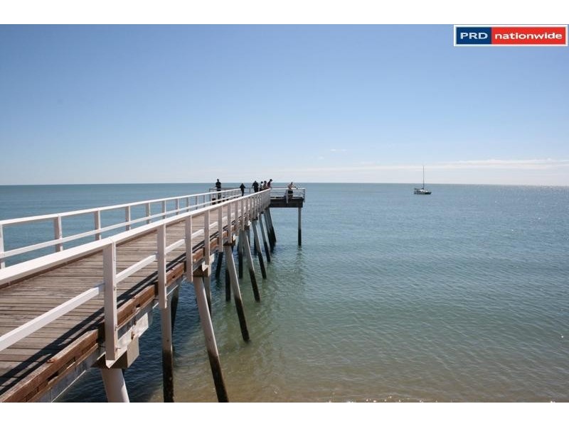 19 Ocean Street, Torquay QLD 4655