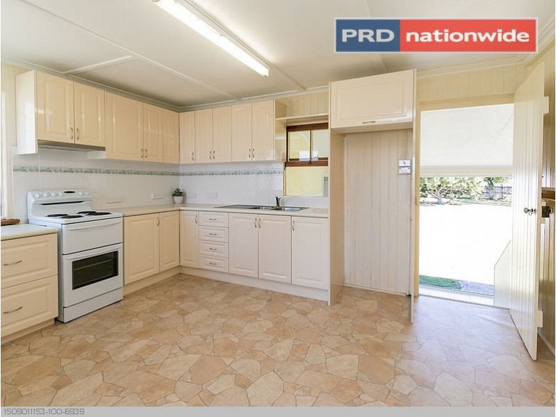 175 Long Street, Point Vernon QLD 4655