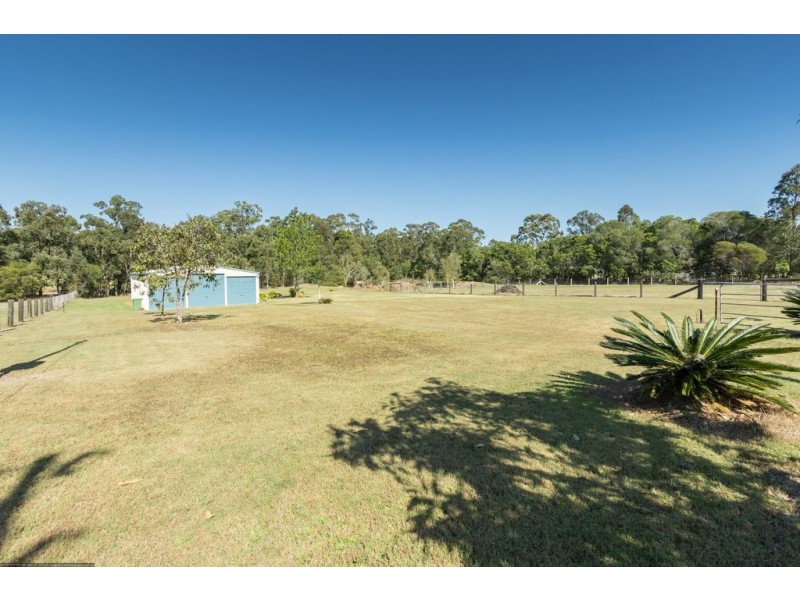 19 Newfarm Place, Takura QLD 4655
