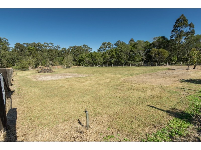 19 Newfarm Place, Takura QLD 4655