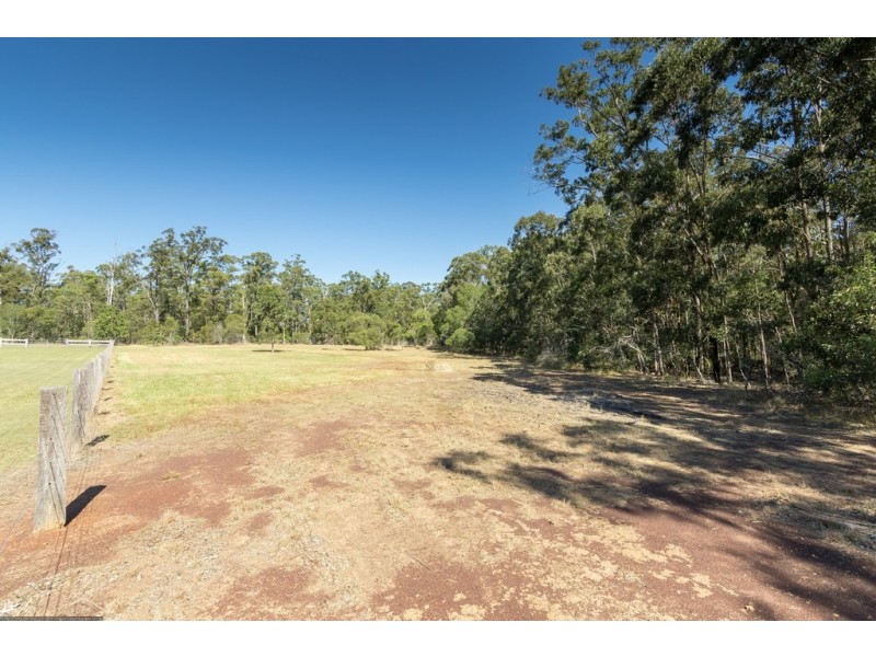 19 Newfarm Place, Takura QLD 4655