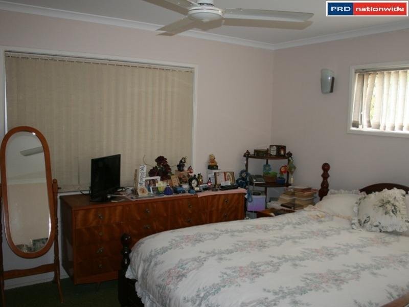 20 Prince Street, Urangan QLD 4655