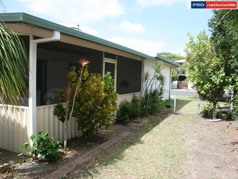 20 Prince Street, Urangan QLD 4655