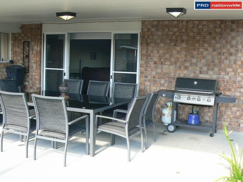 1 Border Ct, Torquay QLD 4655