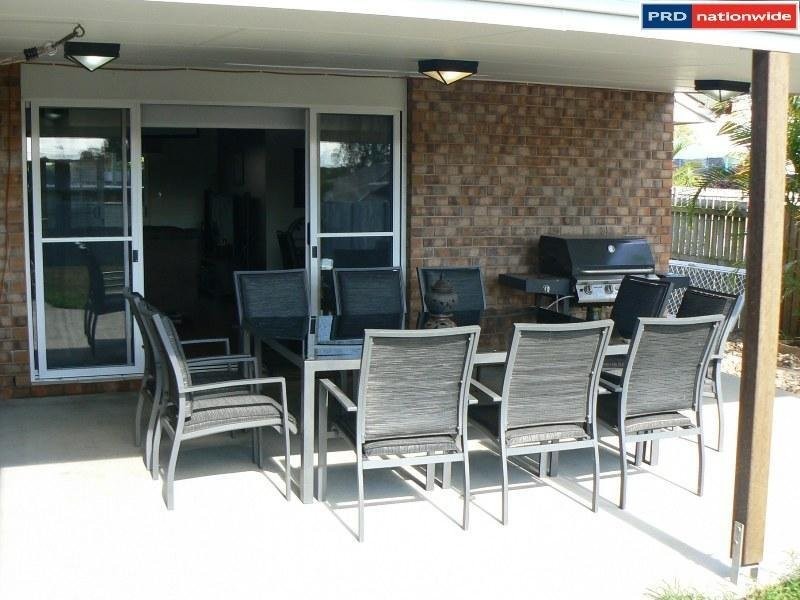 1 Border Ct, Torquay QLD 4655