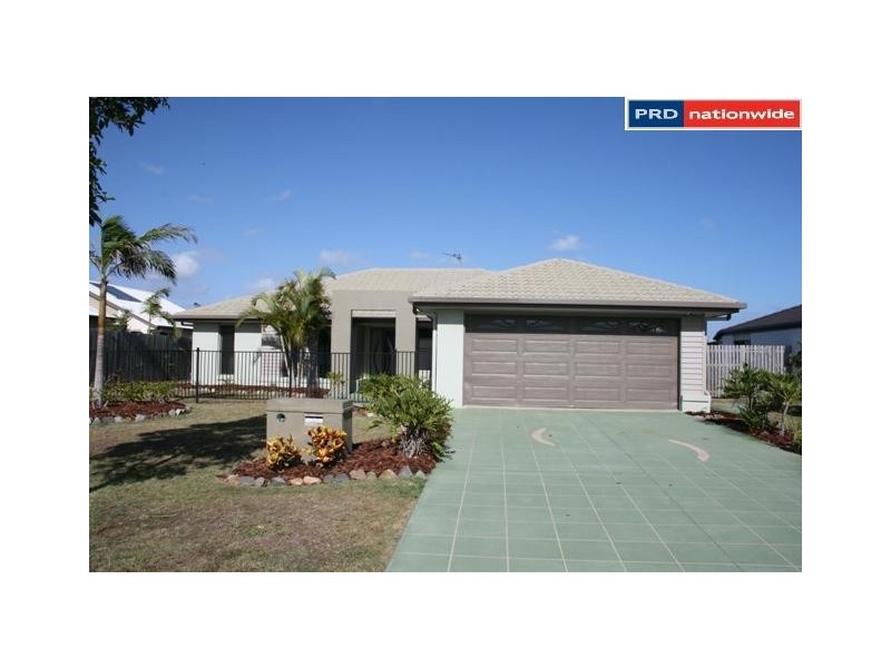 3 Lady Nelson Dr, Eli Waters QLD 4655