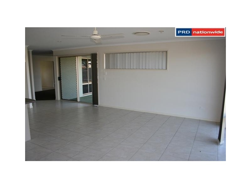 3 Lady Nelson Dr, Eli Waters QLD 4655
