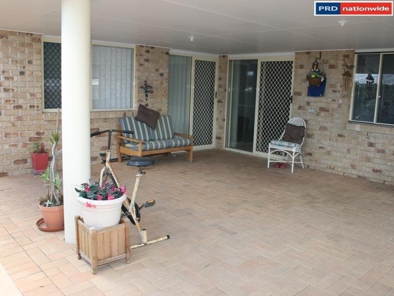 32 Oleander Ave, Scarness QLD 4655