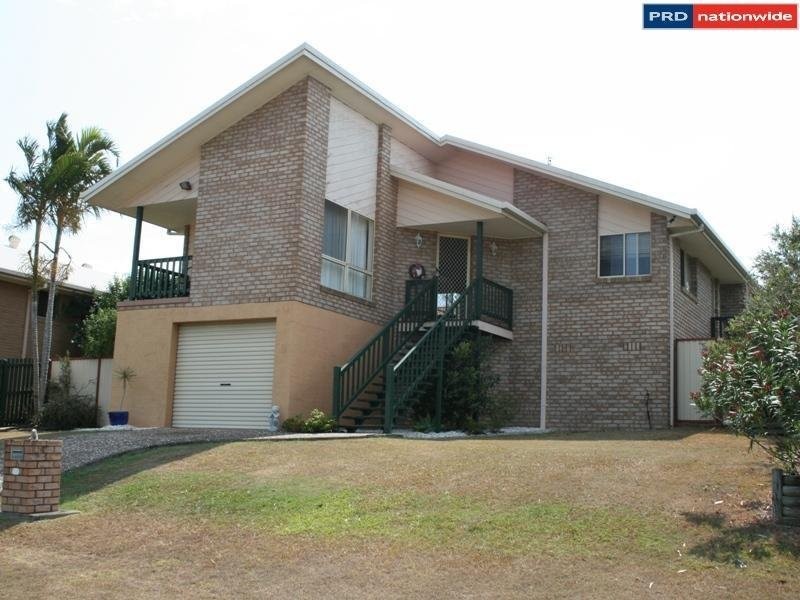 15 Faye Ave, Scarness QLD 4655