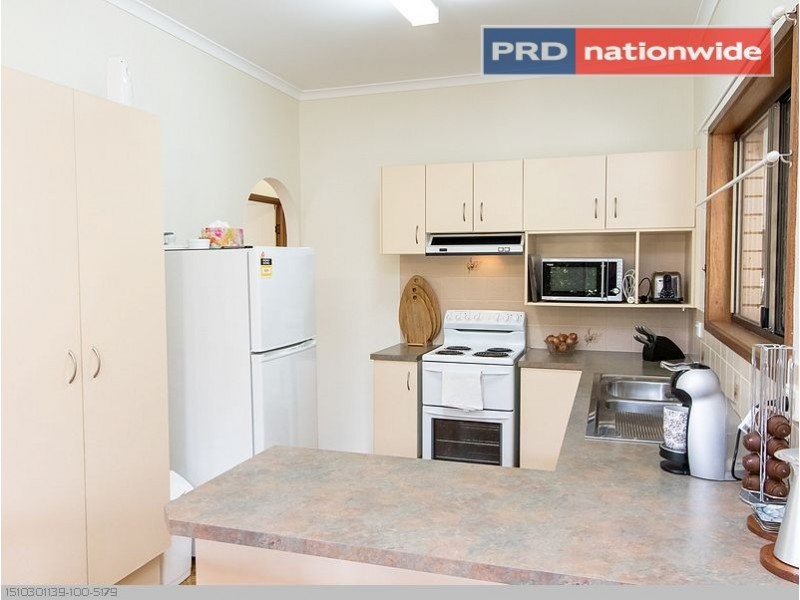 8/81 Miller Street, Urangan QLD 4655