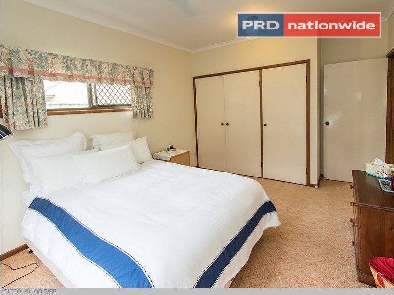 8/81 Miller Street, Urangan QLD 4655