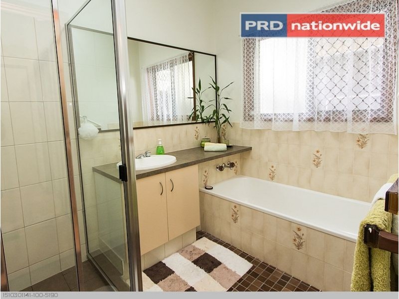 8/81 Miller Street, Urangan QLD 4655