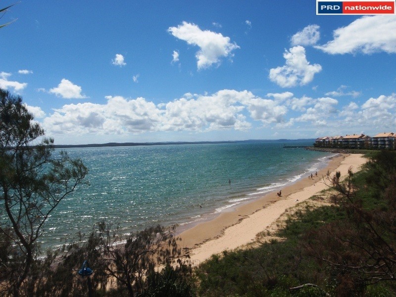 8/81 Miller Street, Urangan QLD 4655