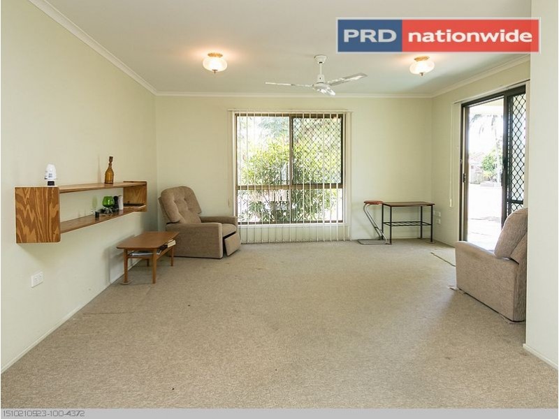 33 Bruce Street, Torquay QLD 4655