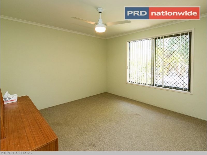 33 Bruce Street, Torquay QLD 4655