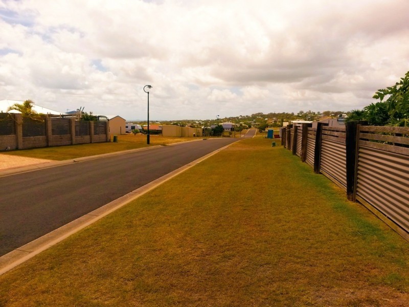 14 Brahminy Court, River Heads QLD 4655