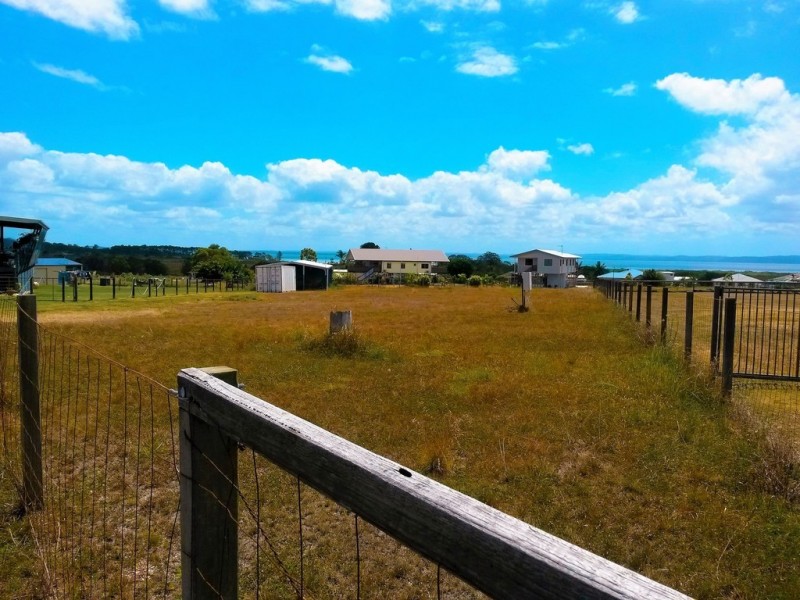 14 Brahminy Court, River Heads QLD 4655