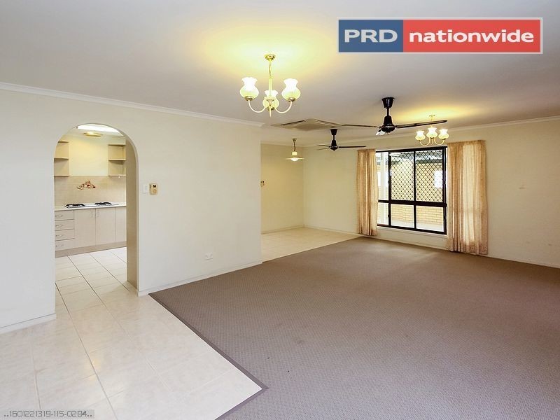 8 Sterling Court, Pialba QLD 4655