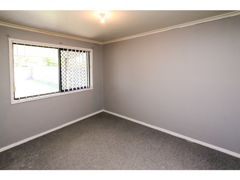 10 Matthew Drive, Urangan QLD 4655