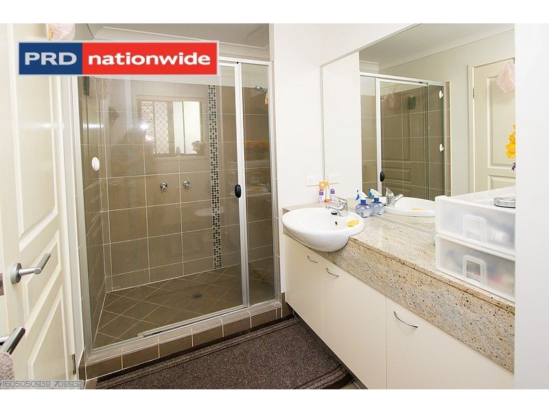 18 Wave Court, Toogoom QLD 4655