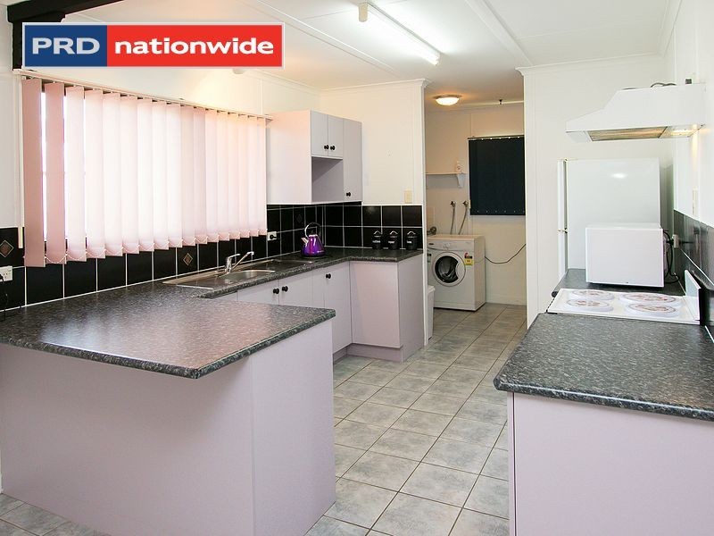 66 Robert Street, Torquay QLD 4655