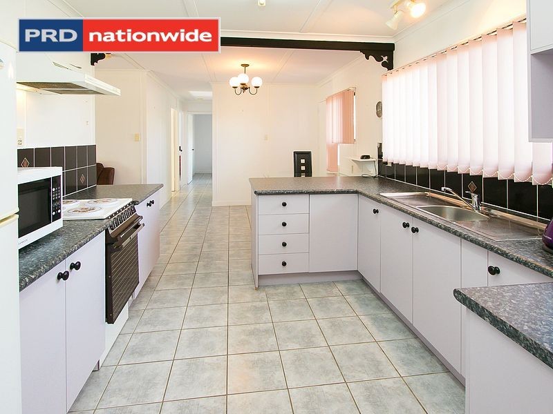 66 Robert Street, Torquay QLD 4655