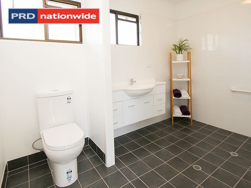66 Robert Street, Torquay QLD 4655