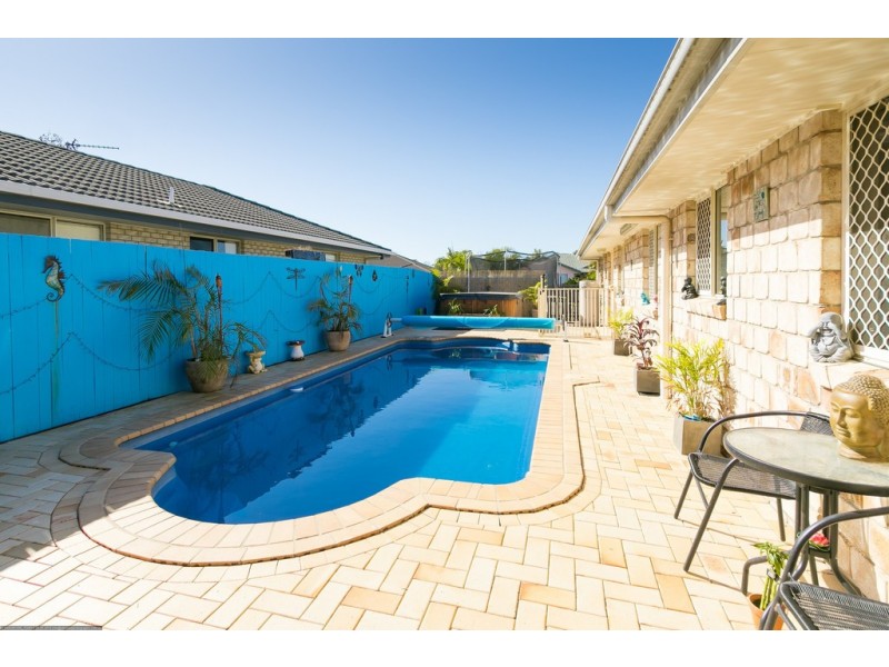 136 Ibis Boulevard, Eli Waters QLD 4655