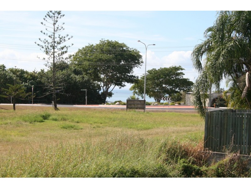 2 Newhaven Street, Pialba QLD 4655