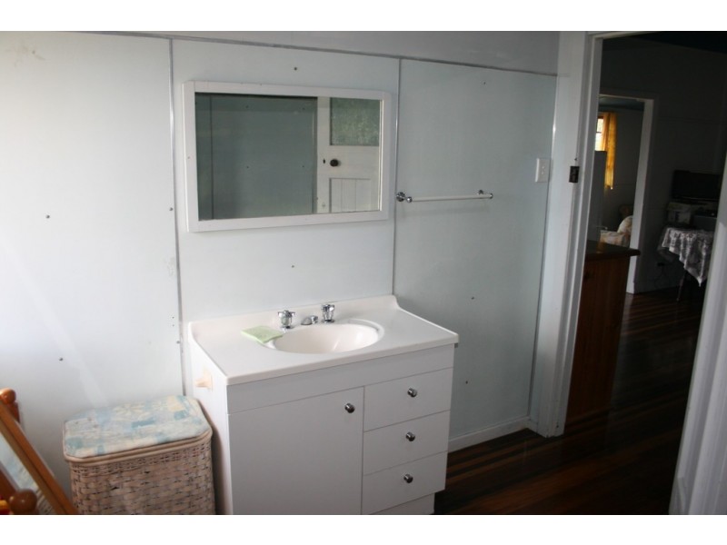 2 Newhaven Street, Pialba QLD 4655