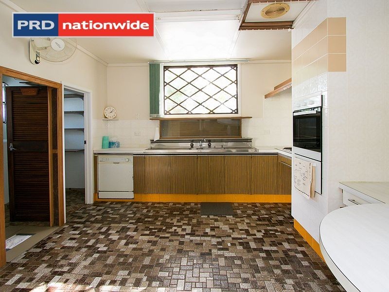 23 Watson Street, Pialba QLD 4655