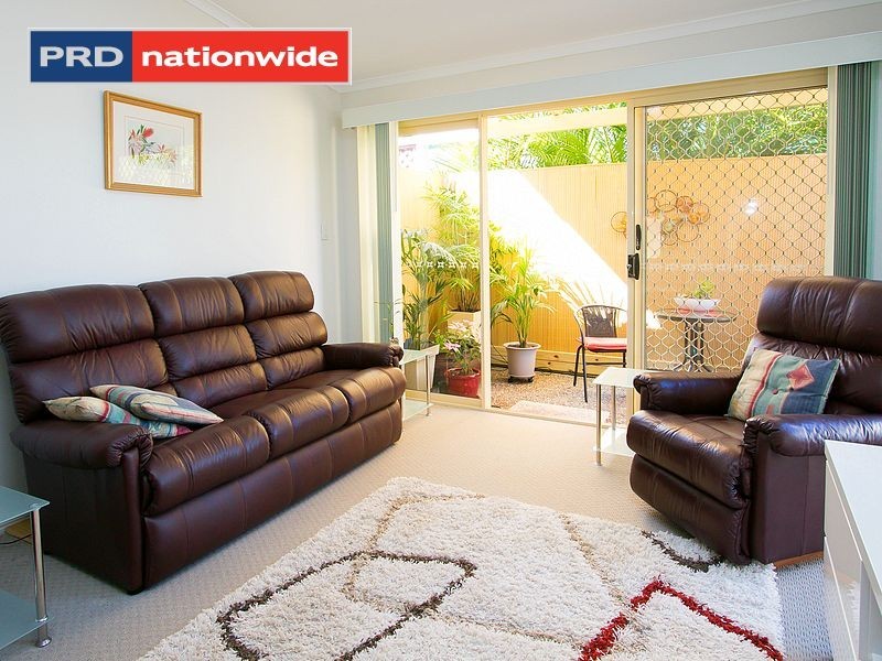 8/72 Miller Street, Urangan QLD 4655