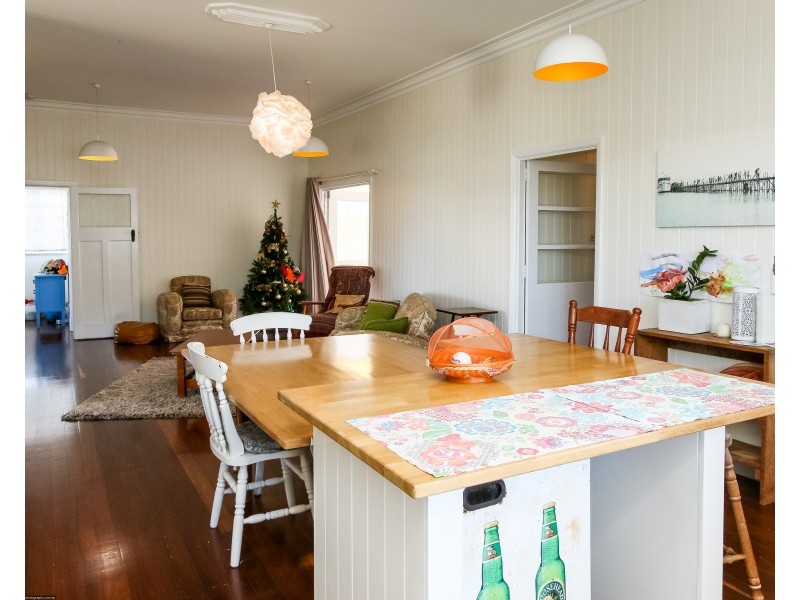 34 Dayman Street, Urangan QLD 4655