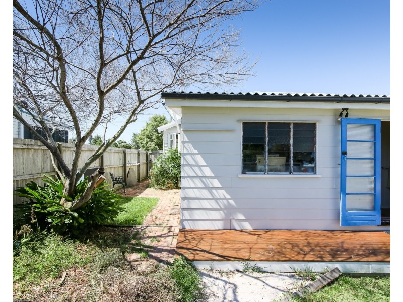 34 Dayman Street, Urangan QLD 4655