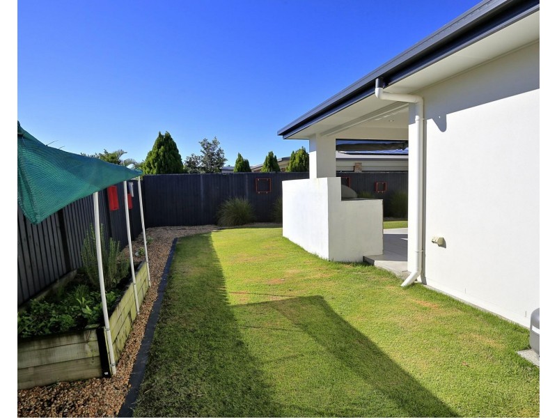 61 Royal Drive, Kawungan QLD 4655