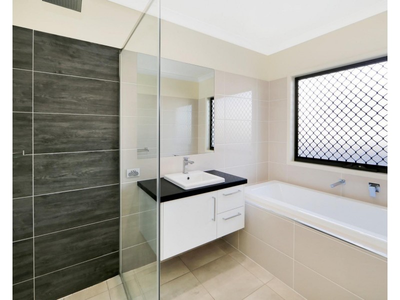 61 Royal Drive, Kawungan QLD 4655