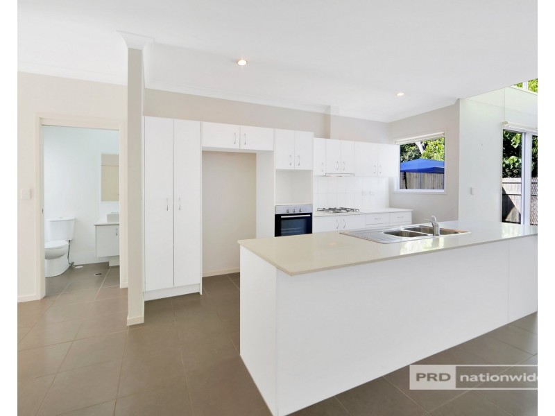 33/71 Elizabeth Street, Urangan QLD 4655