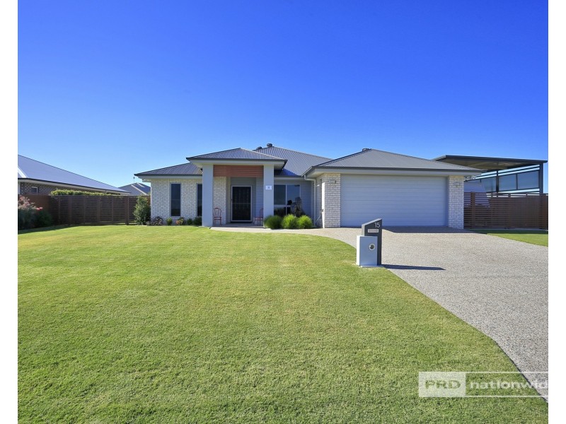 15 Richard Charles Drive, Kawungan QLD 4655