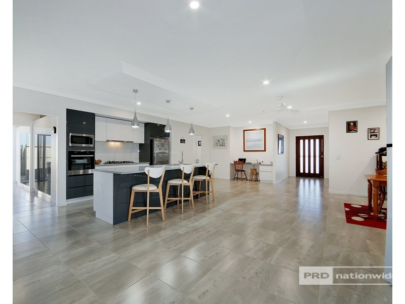 15 Richard Charles Drive, Kawungan QLD 4655