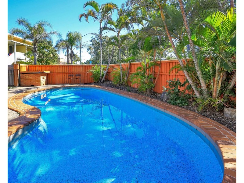 8/436 Esplanade, Torquay QLD 4655