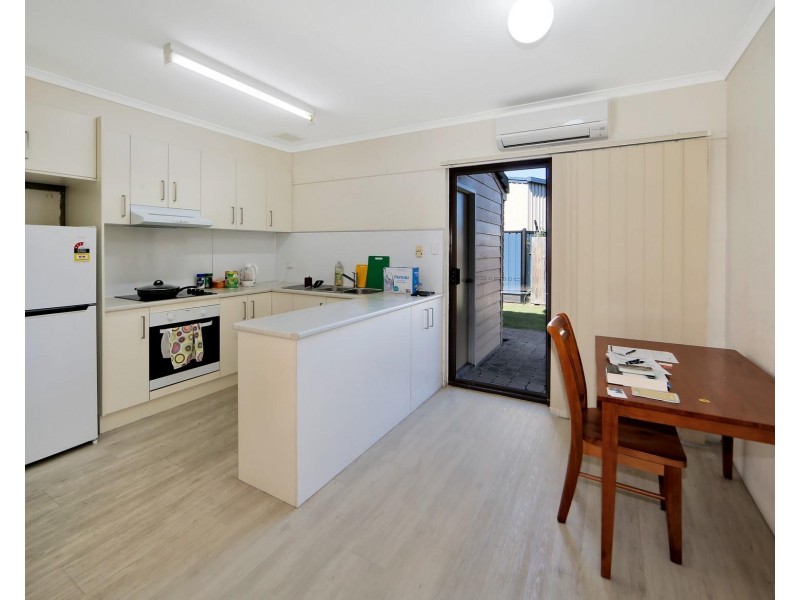 8/436 Esplanade, Torquay QLD 4655