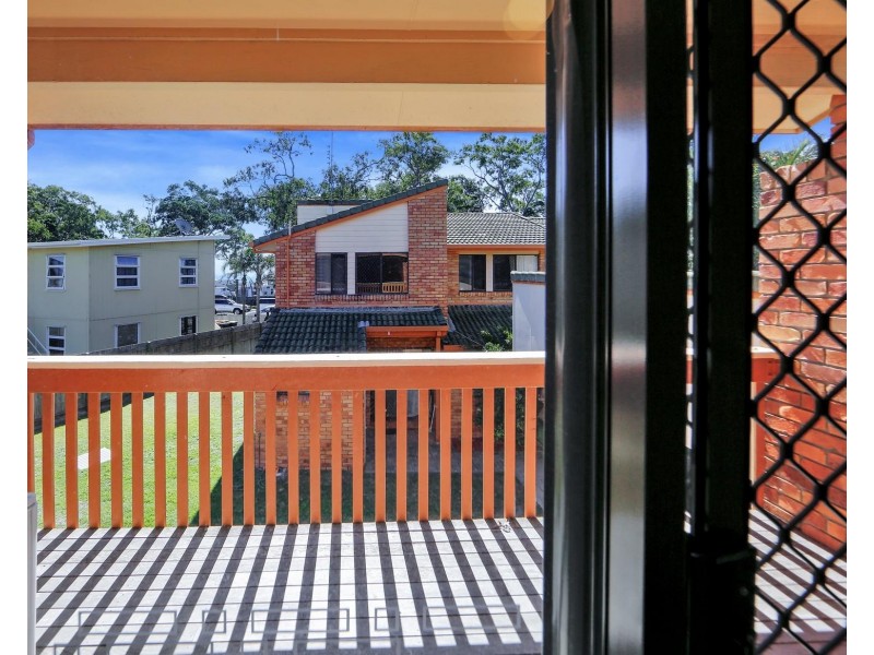 8/436 Esplanade, Torquay QLD 4655