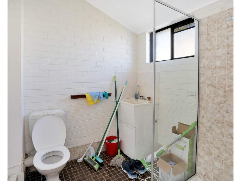 8/436 Esplanade, Torquay QLD 4655