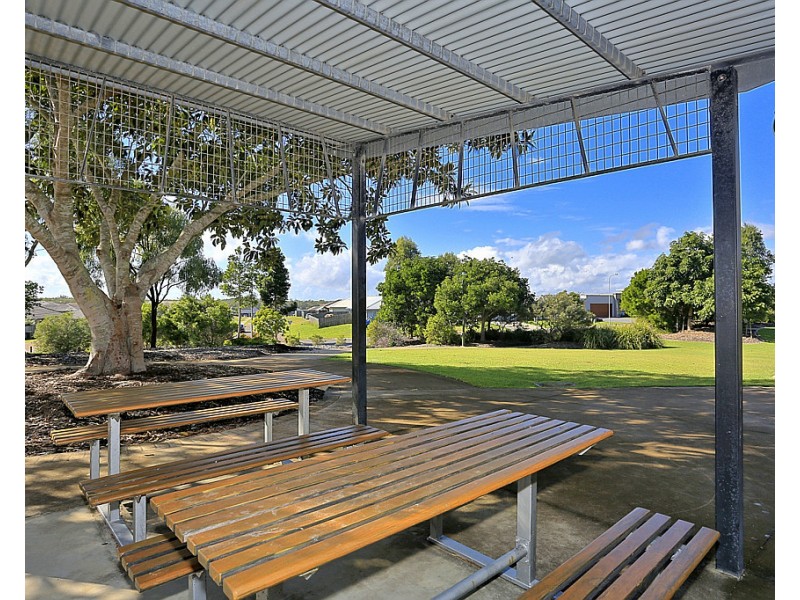 35 Bay Park Road, Wondunna QLD 4655