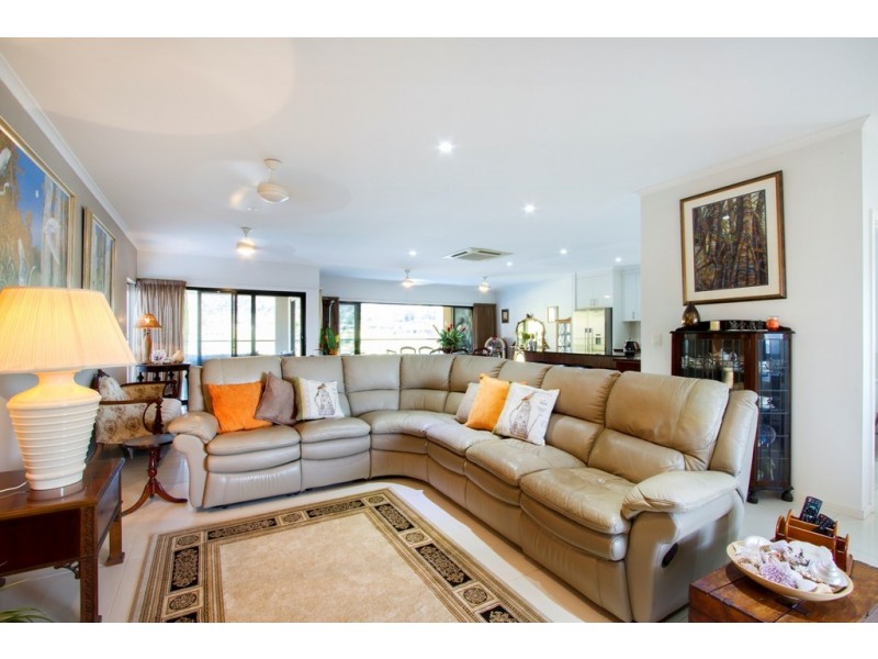 36 Abell Road, Cannonvale QLD 4802