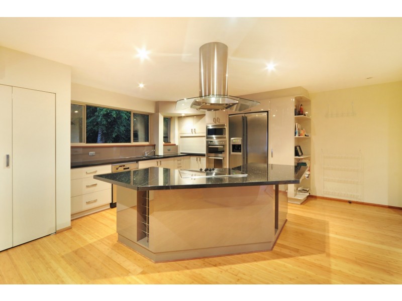 152/6 Eshelby Drive, Cannonvale QLD 4802